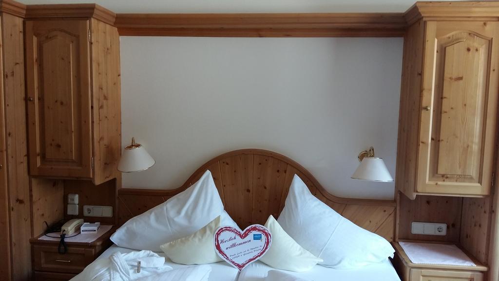 Wohlfuehl & Genusshotel Felsenhof Bad Kleinkirchheim Kültér fotó