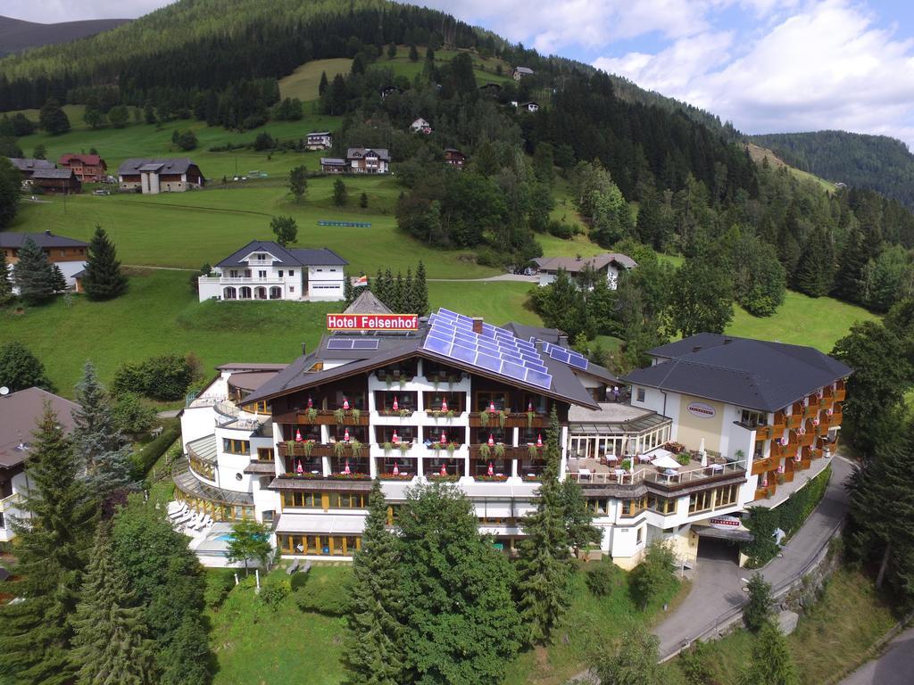 Wohlfuehl & Genusshotel Felsenhof Bad Kleinkirchheim Kültér fotó