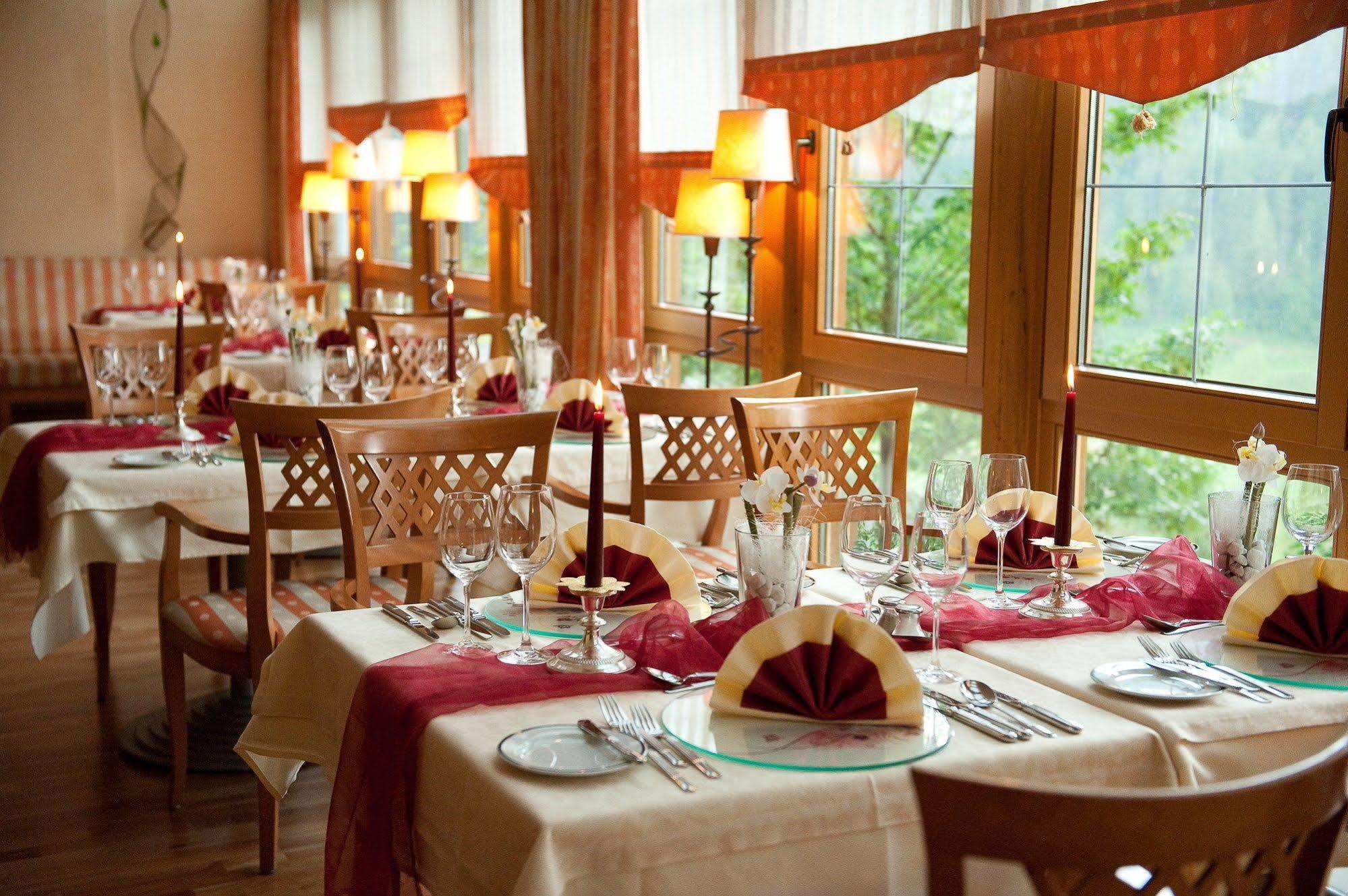 Wohlfuehl & Genusshotel Felsenhof Bad Kleinkirchheim Kültér fotó