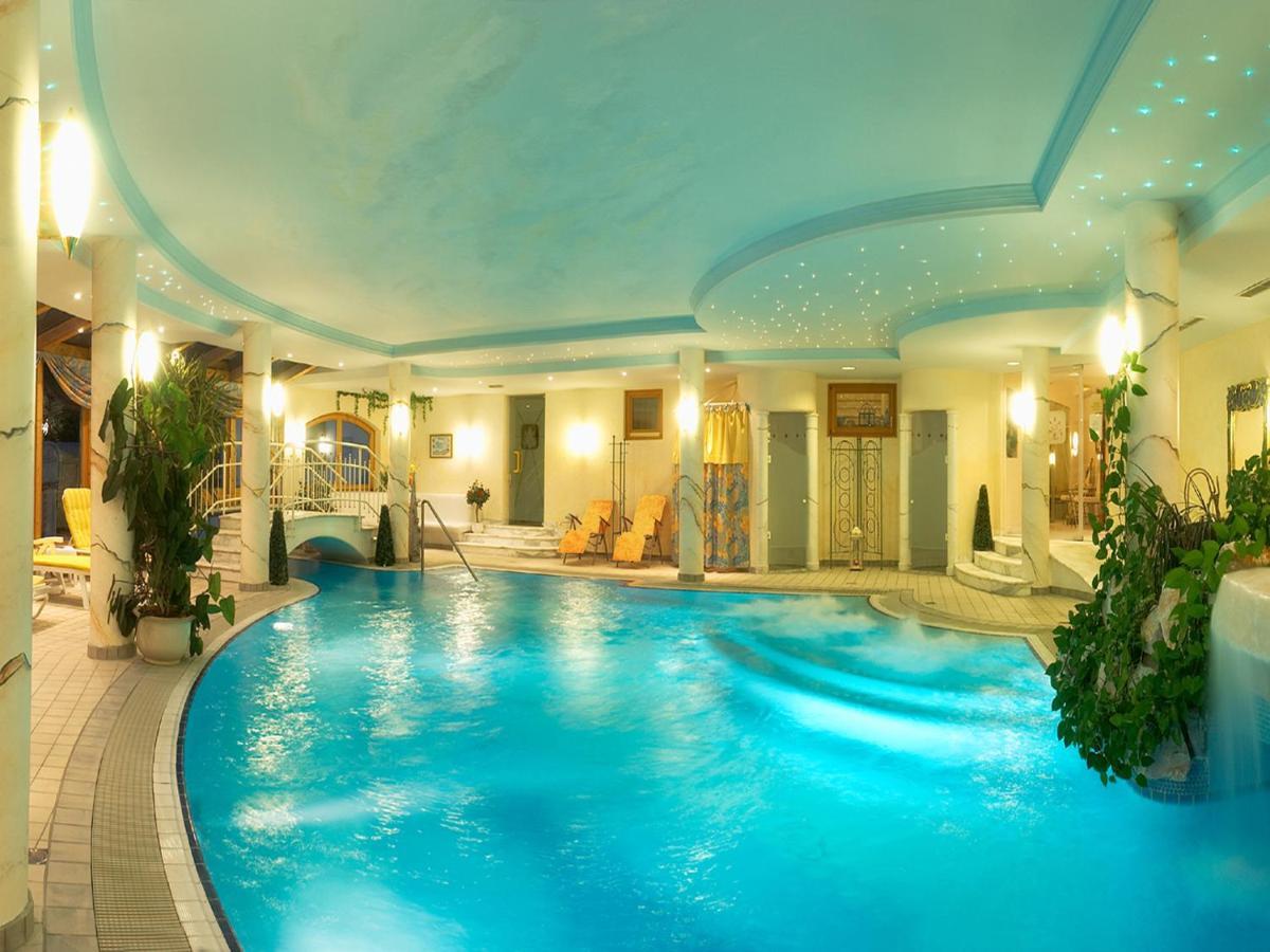 Wohlfuehl & Genusshotel Felsenhof Bad Kleinkirchheim Kültér fotó